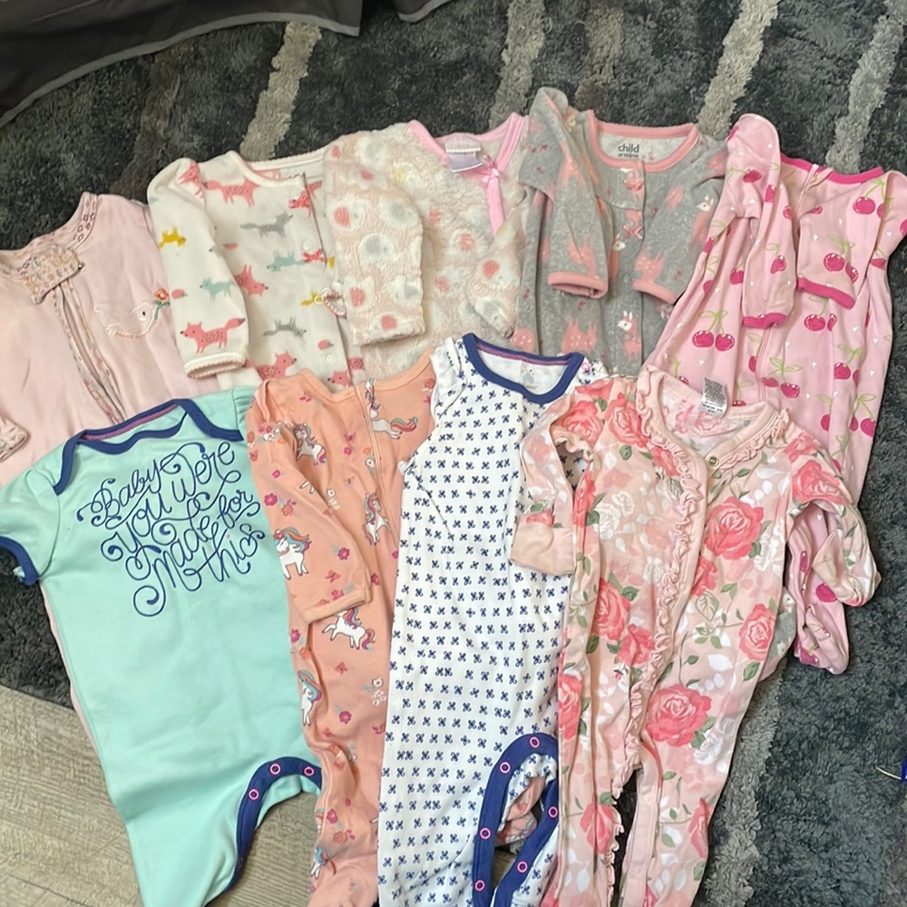 6-9 month baby sleeper lot